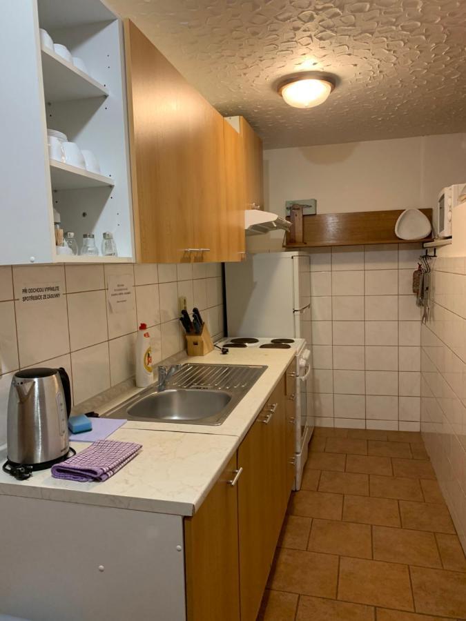 Penzion Vinařský dům PÁLAVA Strachotin Esterno foto